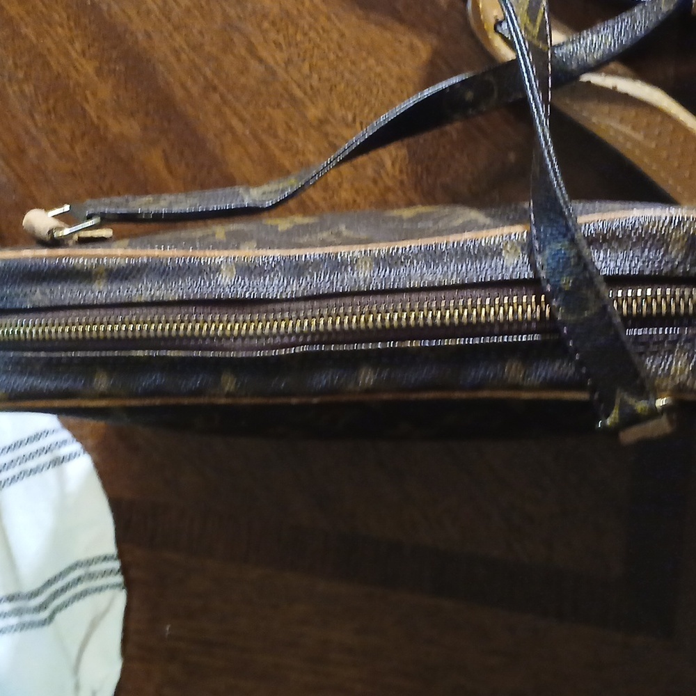 Louis Vuitton Monogram Brown Pouch - Picture 11 of 16